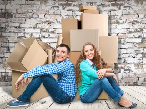 Professional packing service for a Canary Wharf apartment move