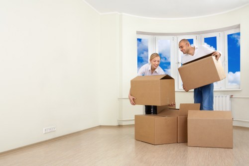 Small furniture transport in Canary Wharf with local loading support