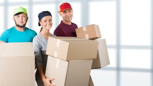 Office relocation support with desks and equipment in Canary Wharf
