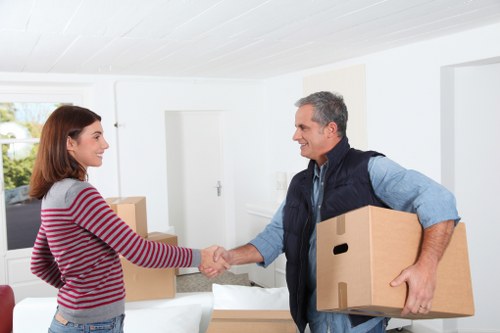 Local moving team handling access and loading in Canary Wharf