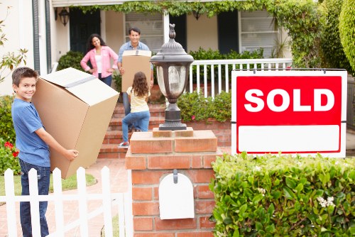 Packing and preparation for a local house move in Canary Wharf